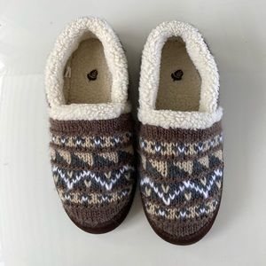 Acorn Nordic Moccasin Slippers w 9.5-10.5